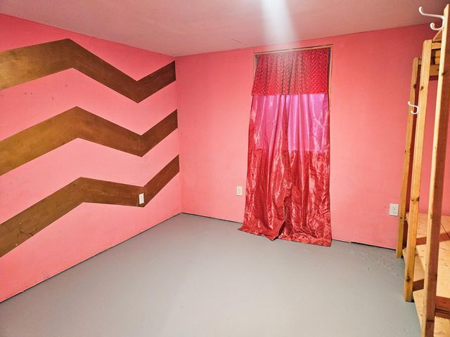 1523 1st Street E, Thief River Falls, MN 56701