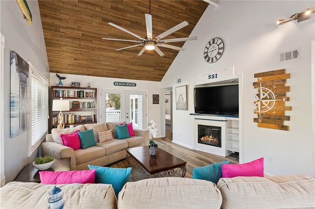 240 Georgia Street, St Simons Island, GA 31522