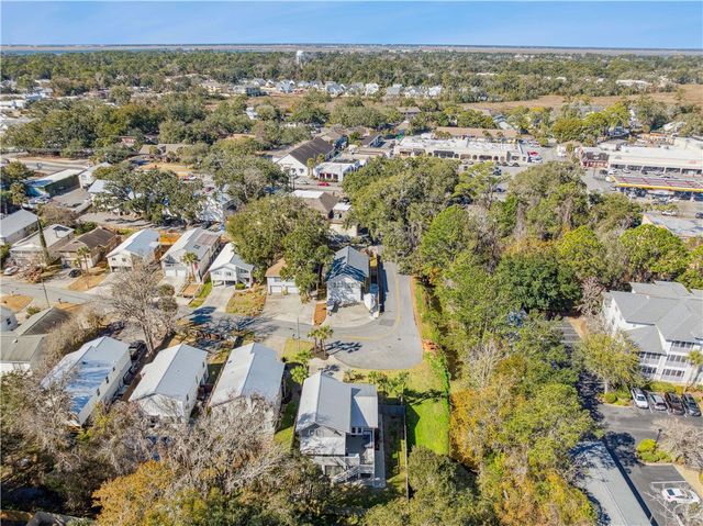 240 Georgia Street, St Simons Island, GA 31522