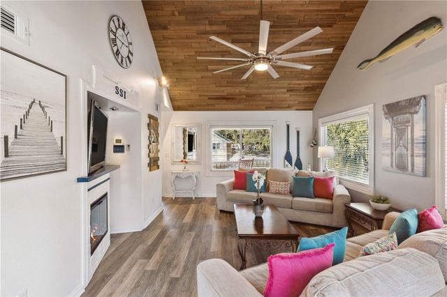 240 Georgia Street, St Simons Island, GA 31522