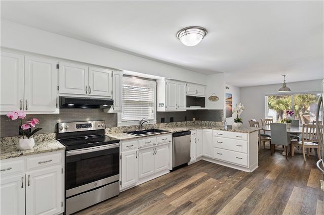 240 Georgia Street, St Simons Island, GA 31522