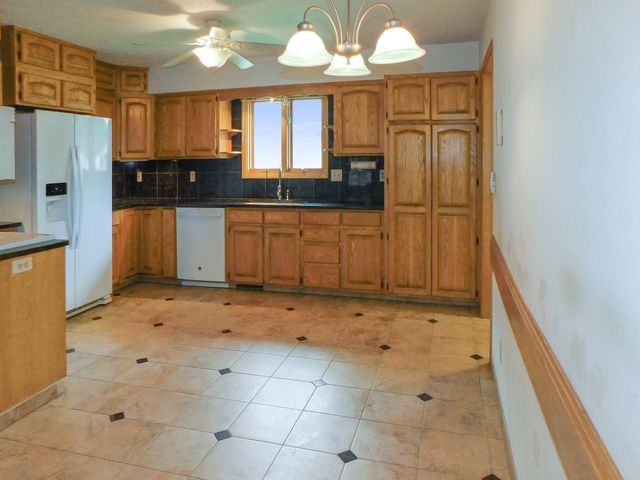 5874 Ada Drive, Roscoe, IL 61073