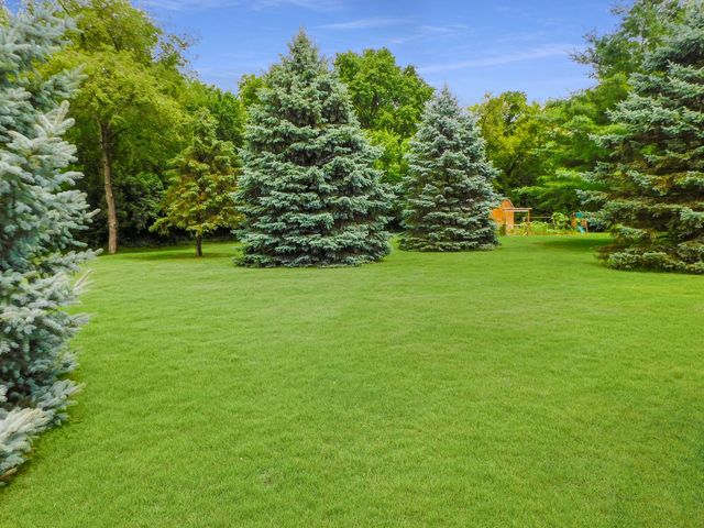 5874 Ada Drive, Roscoe, IL 61073