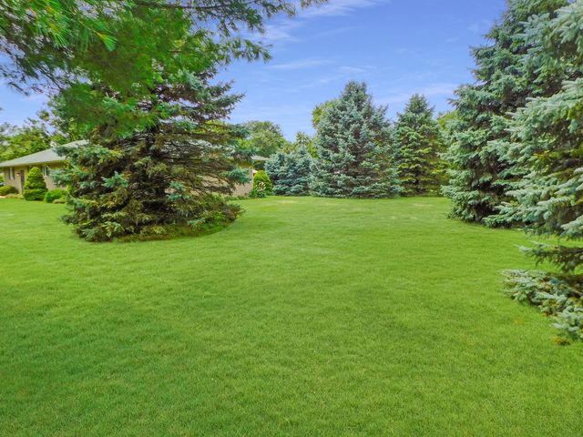 5874 Ada Drive, Roscoe, IL 61073