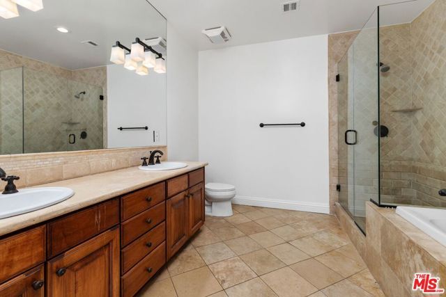 1821 Fairburn Avenue 401, Los Angeles, CA 90025