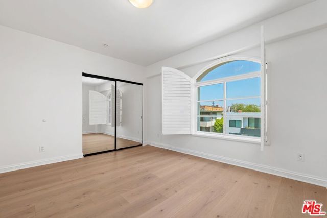 1821 Fairburn Avenue 401, Los Angeles, CA 90025