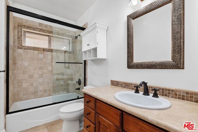 1821 Fairburn Avenue 401, Los Angeles, CA 90025