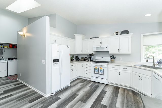 1896 Waterford Place SW, Rochester, MN 55902