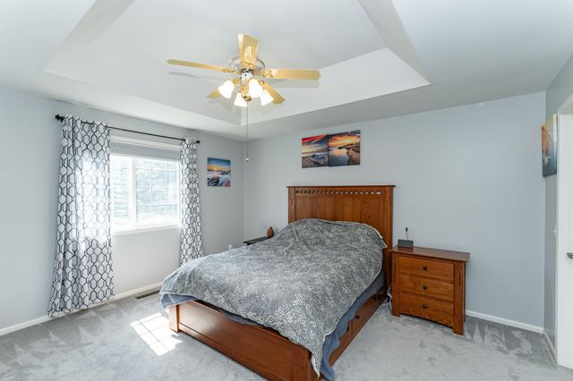 1896 Waterford Place SW, Rochester, MN 55902