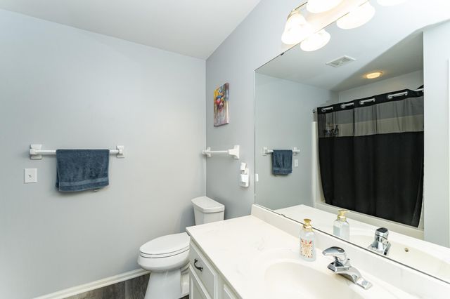 1896 Waterford Place SW, Rochester, MN 55902