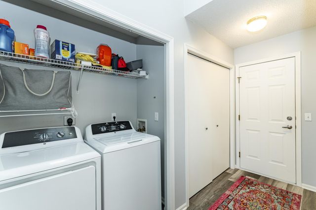 1896 Waterford Place SW, Rochester, MN 55902