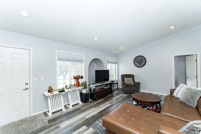 1896 Waterford Place SW, Rochester, MN 55902