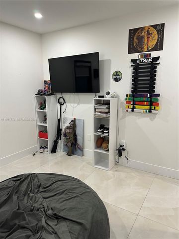 14346 SW 159th St, Miami, FL 33177