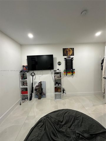 14346 SW 159th St, Miami, FL 33177