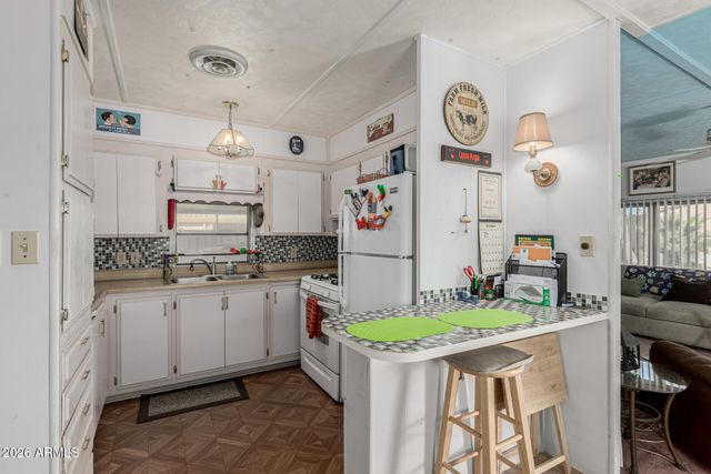 150 S Windsor -- A143, Mesa, AZ 85204