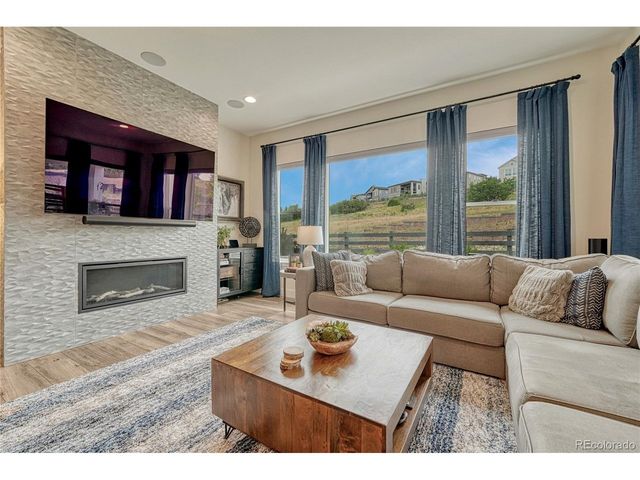 7201 Bellcove Trl, Castle Pines, CO 80108
