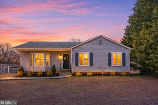 121 GALLIMORE DR, Fredericksburg, VA 22407