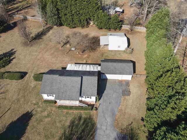 521 Quail Creek Road, Inman, SC 29349