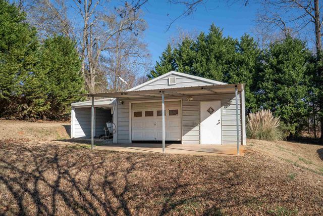 521 Quail Creek Road, Inman, SC 29349