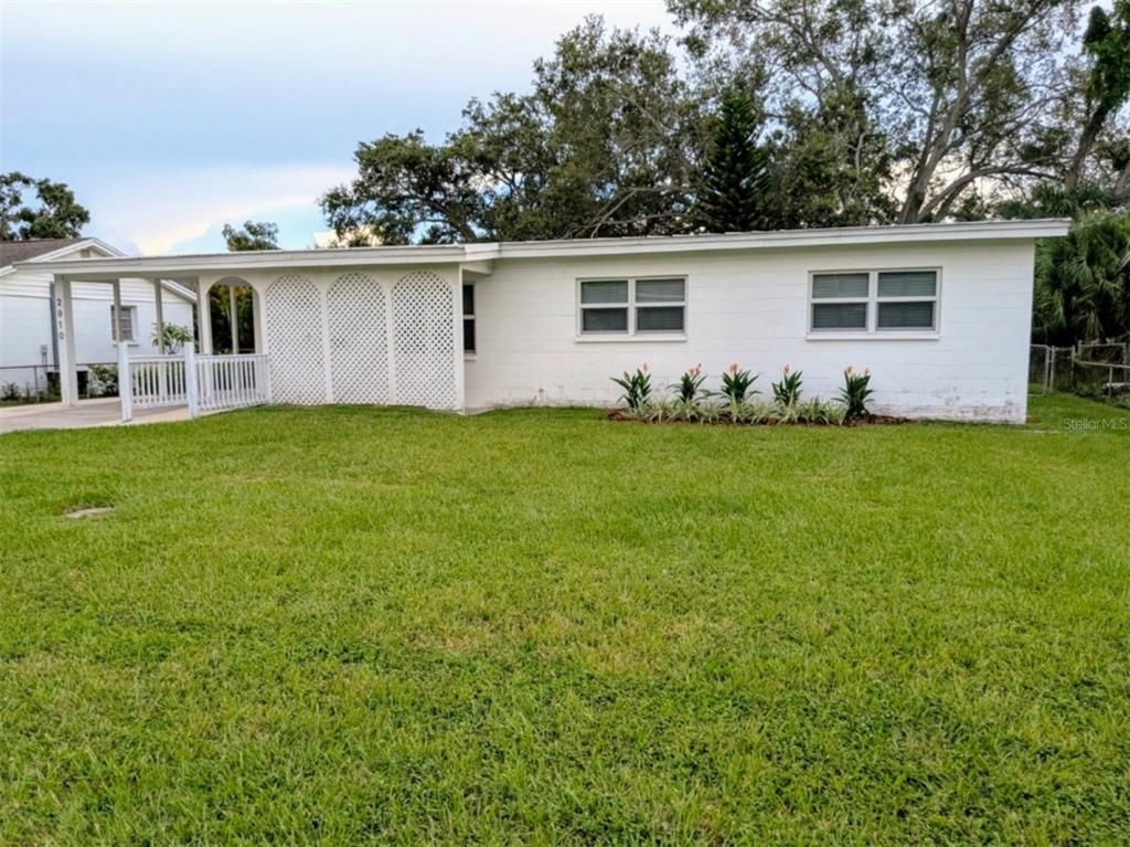 2910 W PRICE AVENUE, Tampa, FL 33611