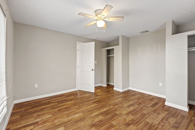 202 S Dunbar Lane, Emory, TX 75440