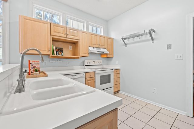 119 Berry Tree Dr., Pawleys Island, SC 29585