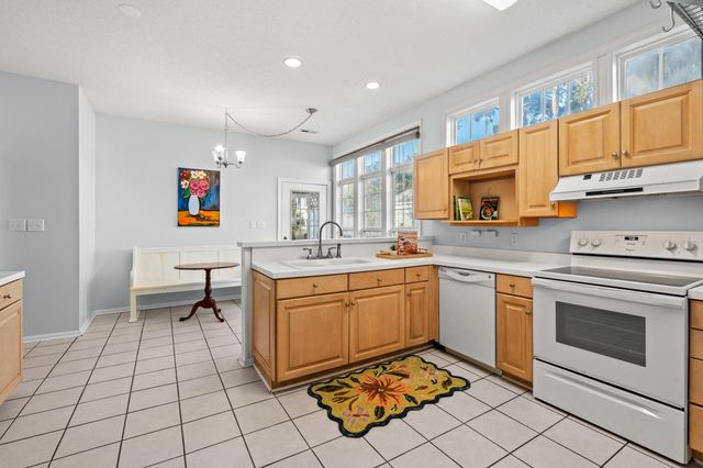 119 Berry Tree Dr., Pawleys Island, SC 29585