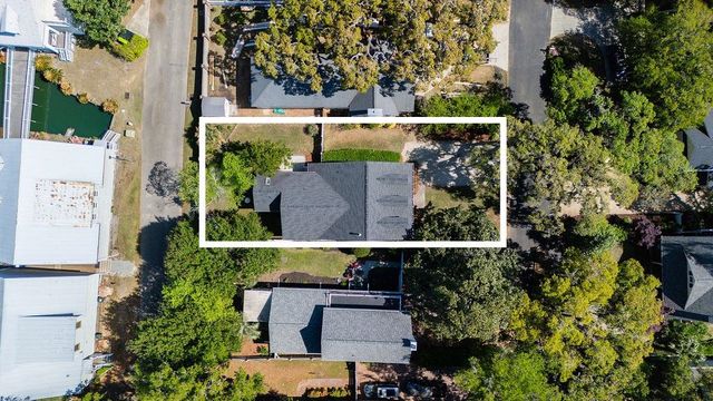 119 Berry Tree Dr., Pawleys Island, SC 29585