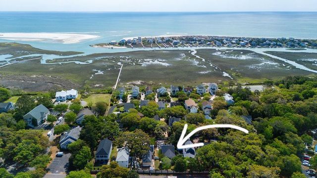 119 Berry Tree Dr., Pawleys Island, SC 29585