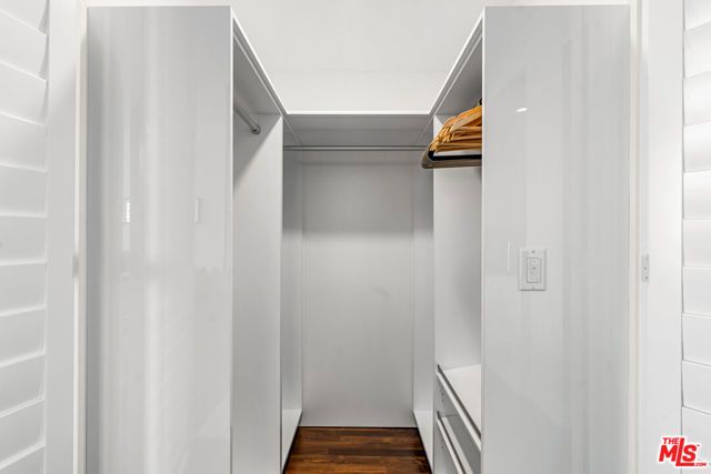 900 W Olympic Boulevard 36F, Los Angeles, CA 90015