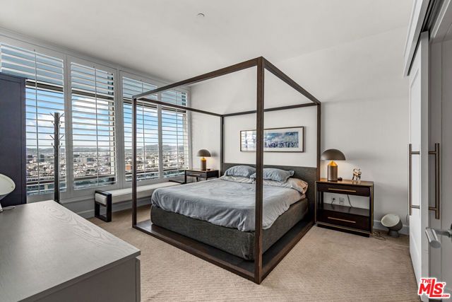 900 W Olympic Boulevard 36F, Los Angeles, CA 90015