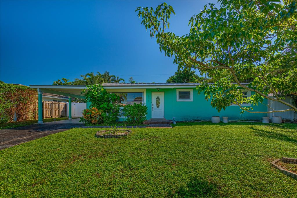 608 NE 24th Ave, Pompano Beach, FL 33062