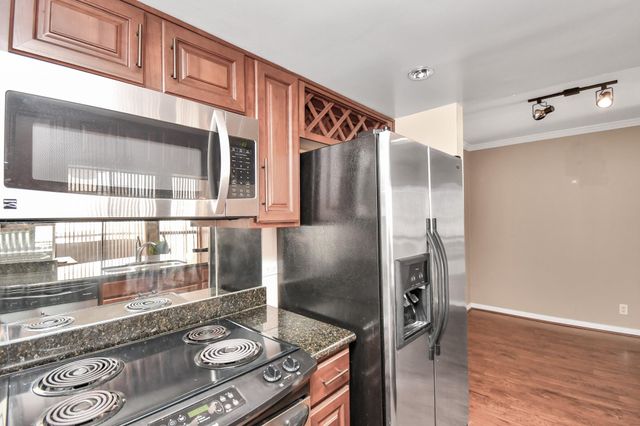 3525 Sage Road 1314, Houston, TX 77056