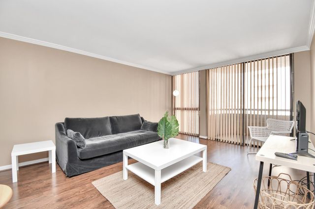 3525 Sage Road 1314, Houston, TX 77056