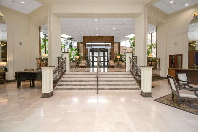 3525 Sage Road 1314, Houston, TX 77056