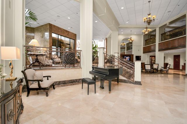 3525 Sage Road 1314, Houston, TX 77056