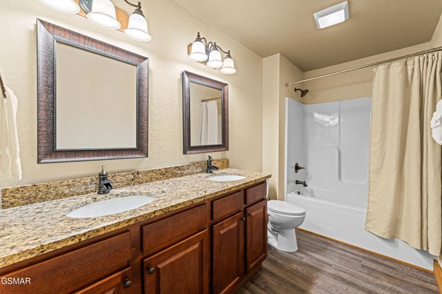 1123 Anastasia Way, Gatlinburg, TN 37738