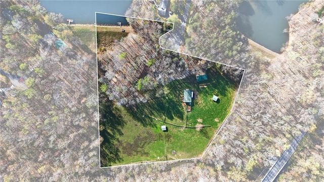 7736 Penns Grove Road, Summerfield, NC 27358