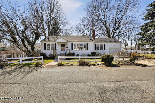 4 Keleigh Place, Ocean Twp, NJ 07712