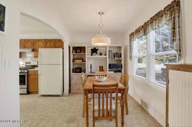 4 Keleigh Place, Ocean Twp, NJ 07712