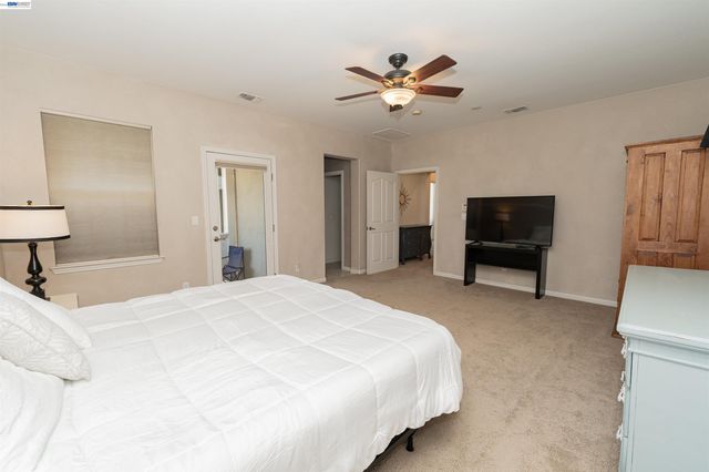 172 W Erics Way, Mountain House, CA 95391