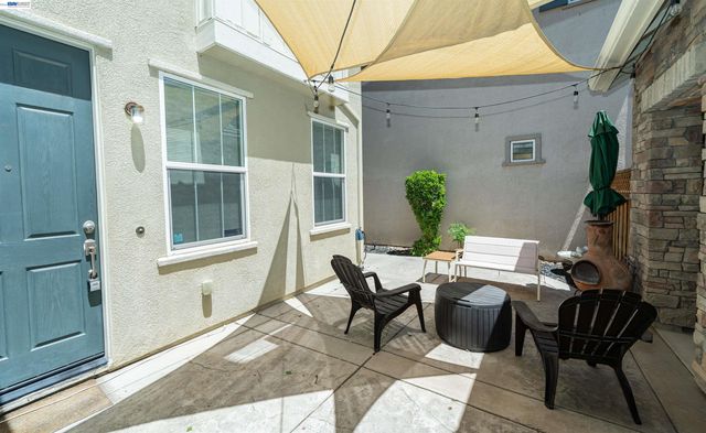 172 W Erics Way, Mountain House, CA 95391