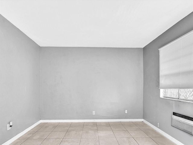 2915 Plunkett Street 5d, Hollywood, FL 33020