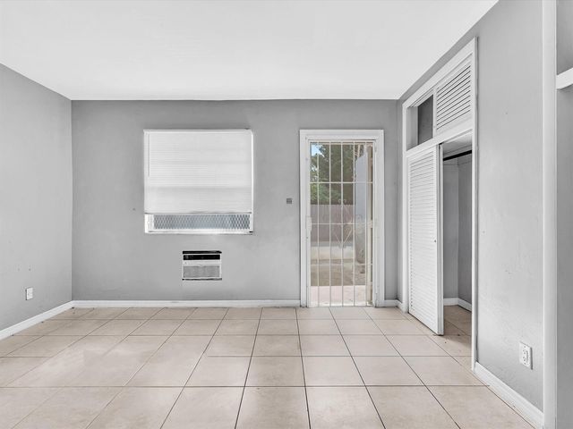 2915 Plunkett Street 5d, Hollywood, FL 33020