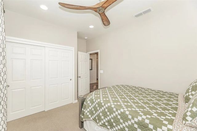 7076 N Cedar Hill Drive, Fresno, CA 93722