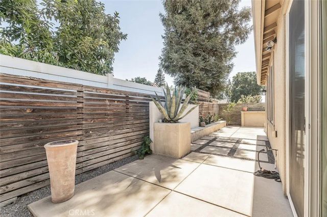 7076 N Cedar Hill Drive, Fresno, CA 93722