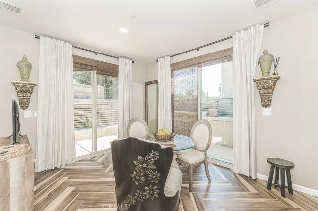 7076 N Cedar Hill Drive, Fresno, CA 93722