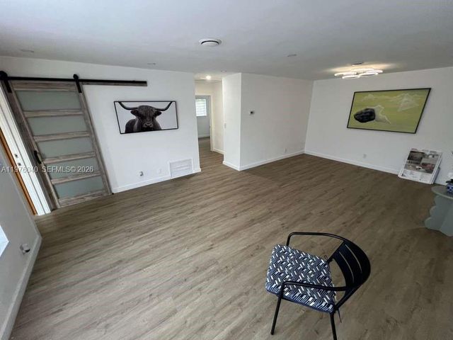 6220 NW 19th St, Sunrise, FL 33313