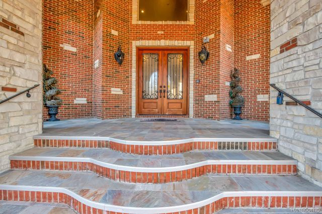 277 Brittany Lane, Saline, MI 48176