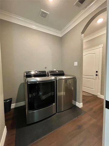 218 N Avenue A, Freeport, TX 77541